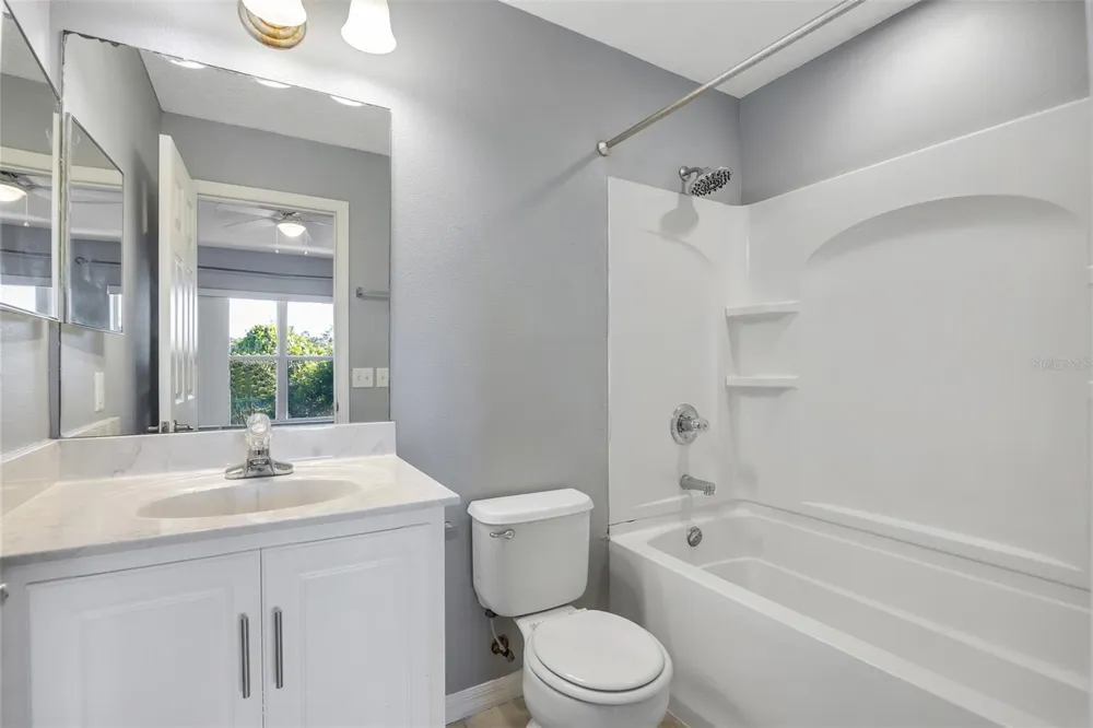 5276 PARADISE CAY CIRCLE Kissimmee, FL 34746