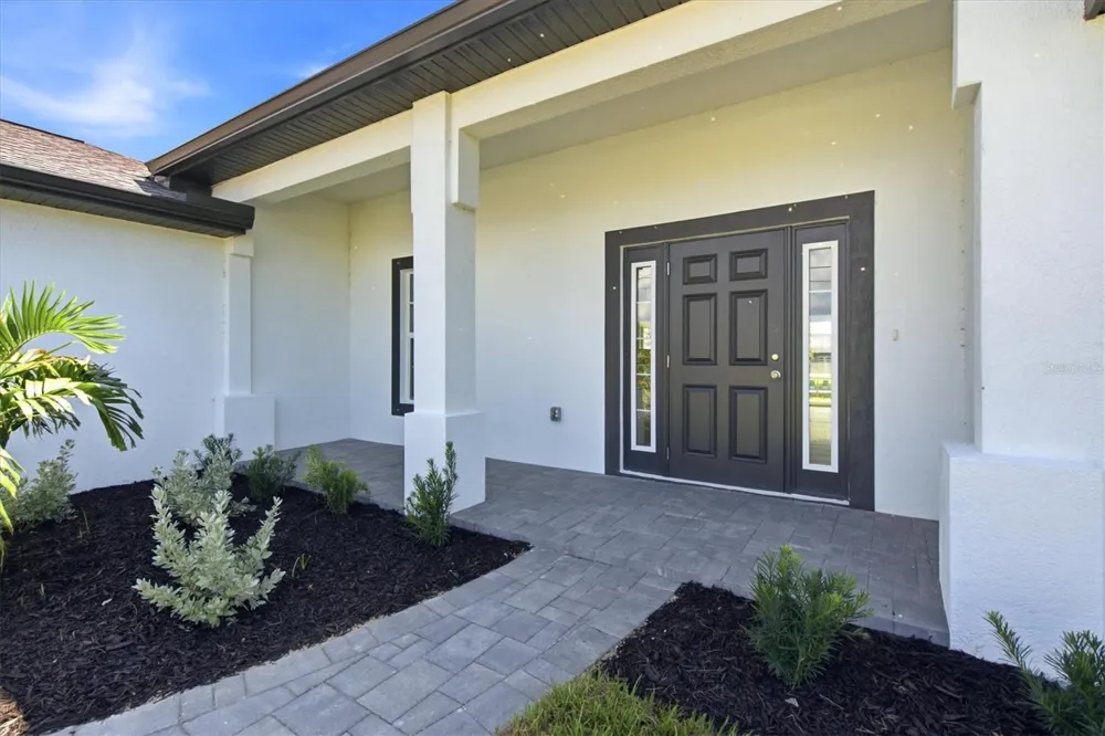1219 NW 9TH PLACE Cape Coral, FL 33993
