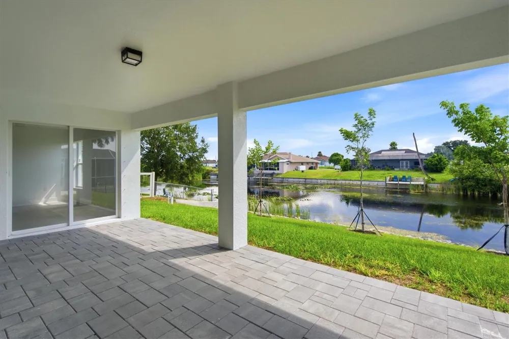 1219 NW 9TH PLACE Cape Coral, FL 33993