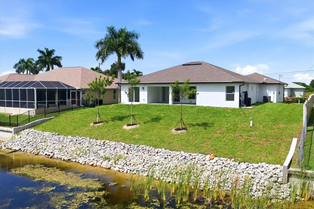 1219 NW 9TH PLACE Cape Coral, FL 33993