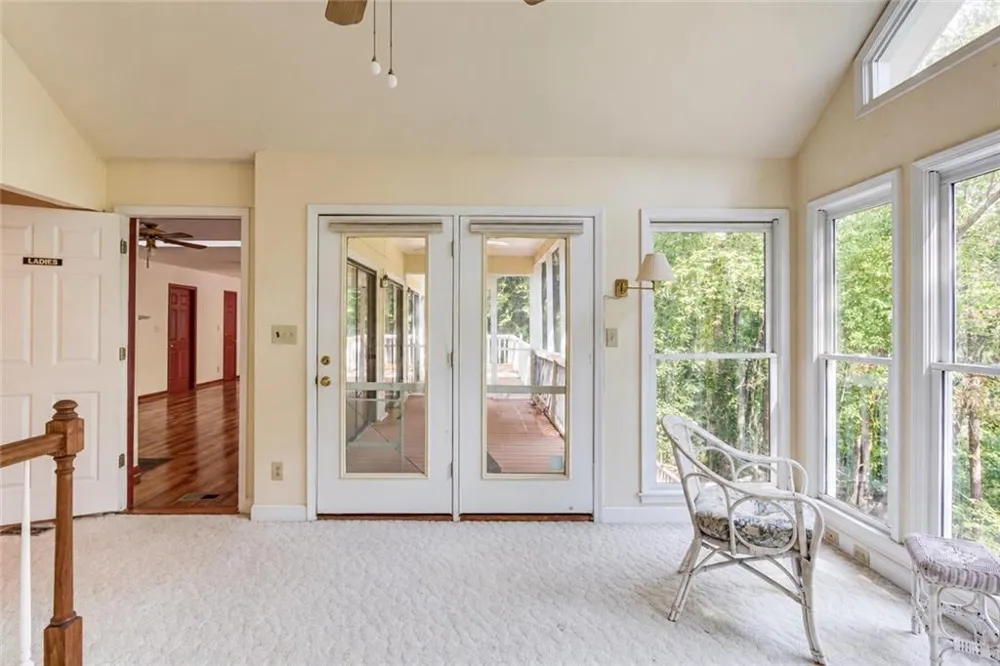 3629 Lakeview Drive Gainesville, GA 30501