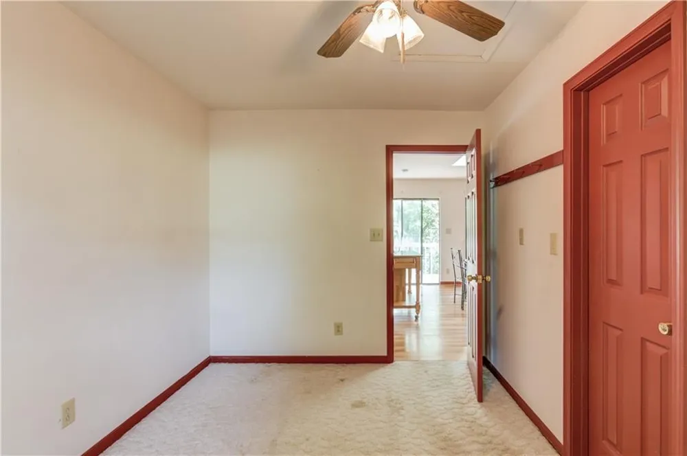 3629 Lakeview Drive Gainesville, GA 30501