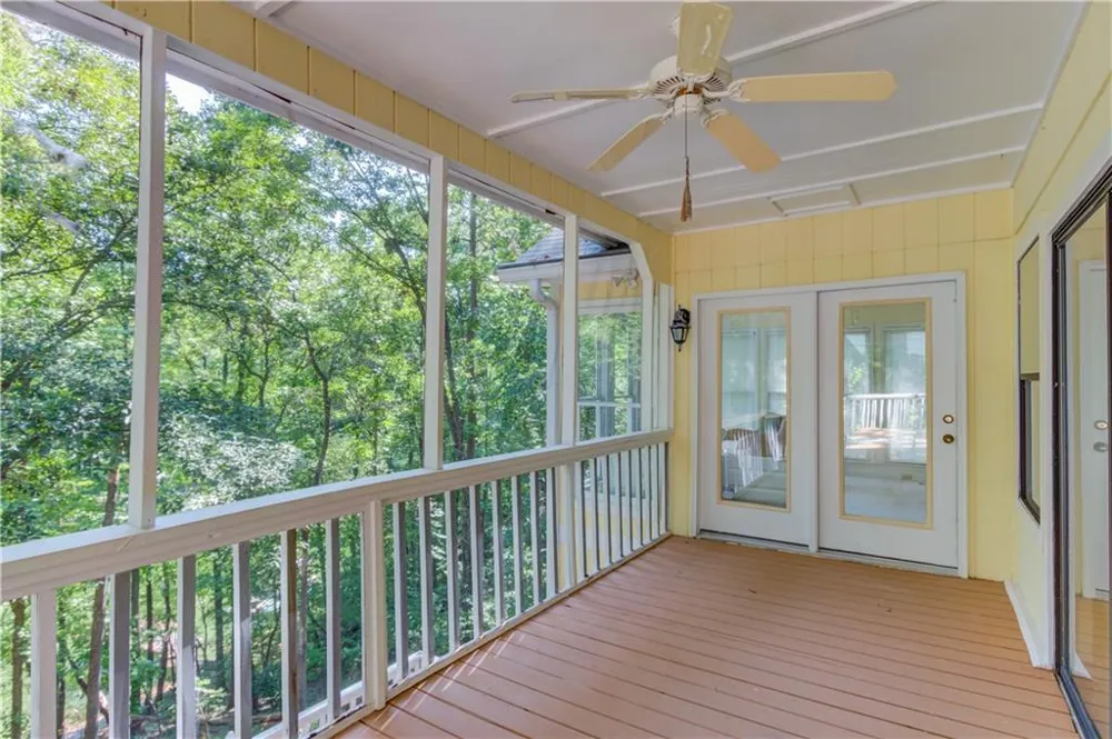 3629 Lakeview Drive Gainesville, GA 30501