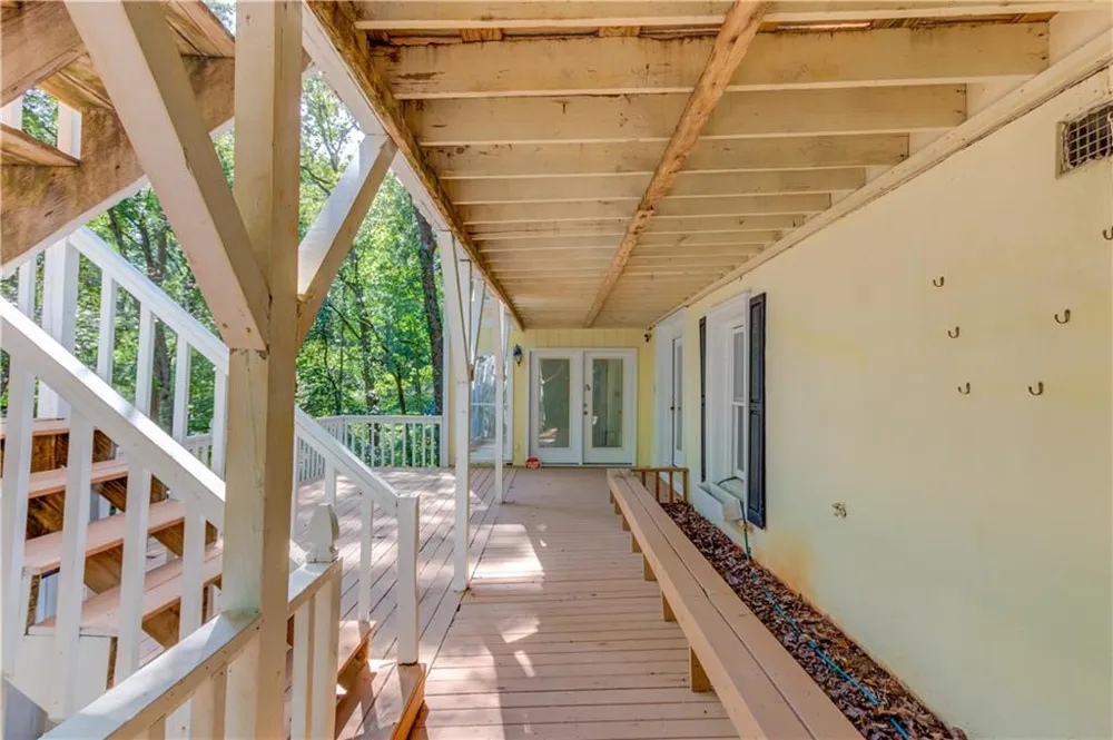 3629 Lakeview Drive Gainesville, GA 30501