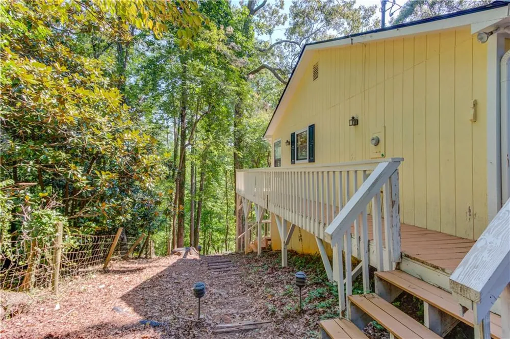 3629 Lakeview Drive Gainesville, GA 30501