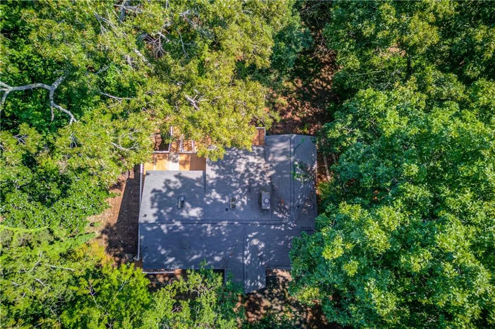 3629 Lakeview Drive Gainesville, GA 30501