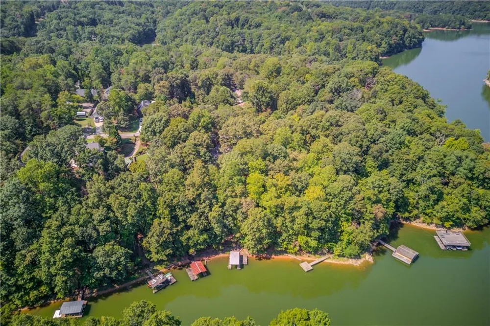 3629 Lakeview Drive Gainesville, GA 30501