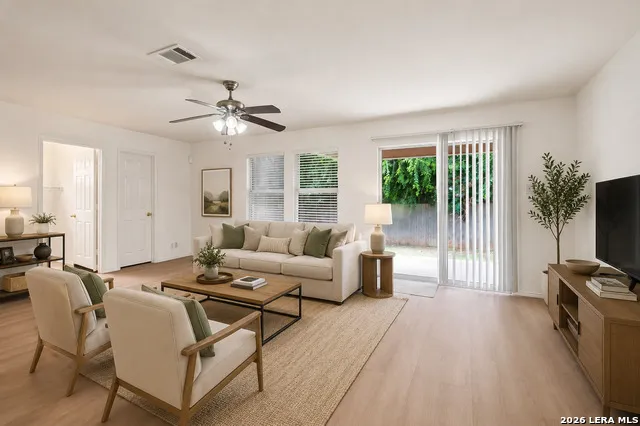 6238 Cypress Cir San Antonio, TX 78240