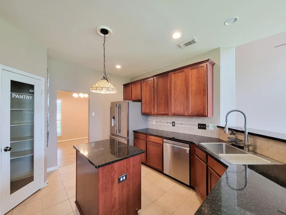819 Arlington Lane Rosenberg, TX 77469