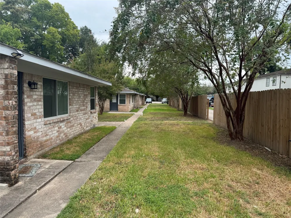 604 Wilson Road #5 Humble, TX 77338