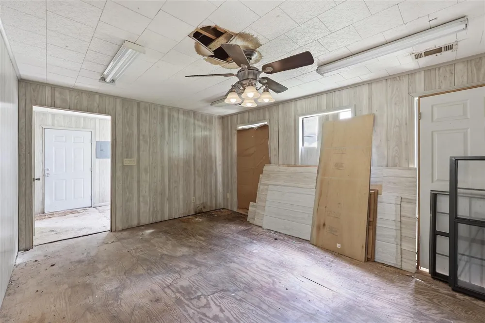 3512 10th Street Beaumont, TX 77705