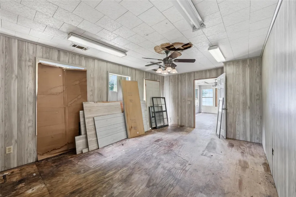 3512 10th Street Beaumont, TX 77705