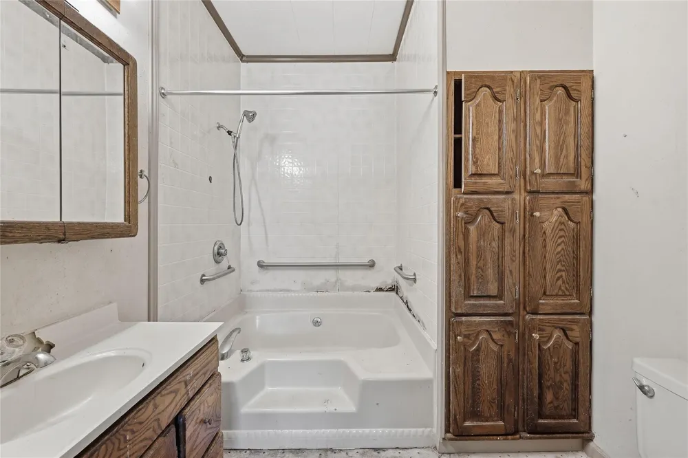 3512 10th Street Beaumont, TX 77705