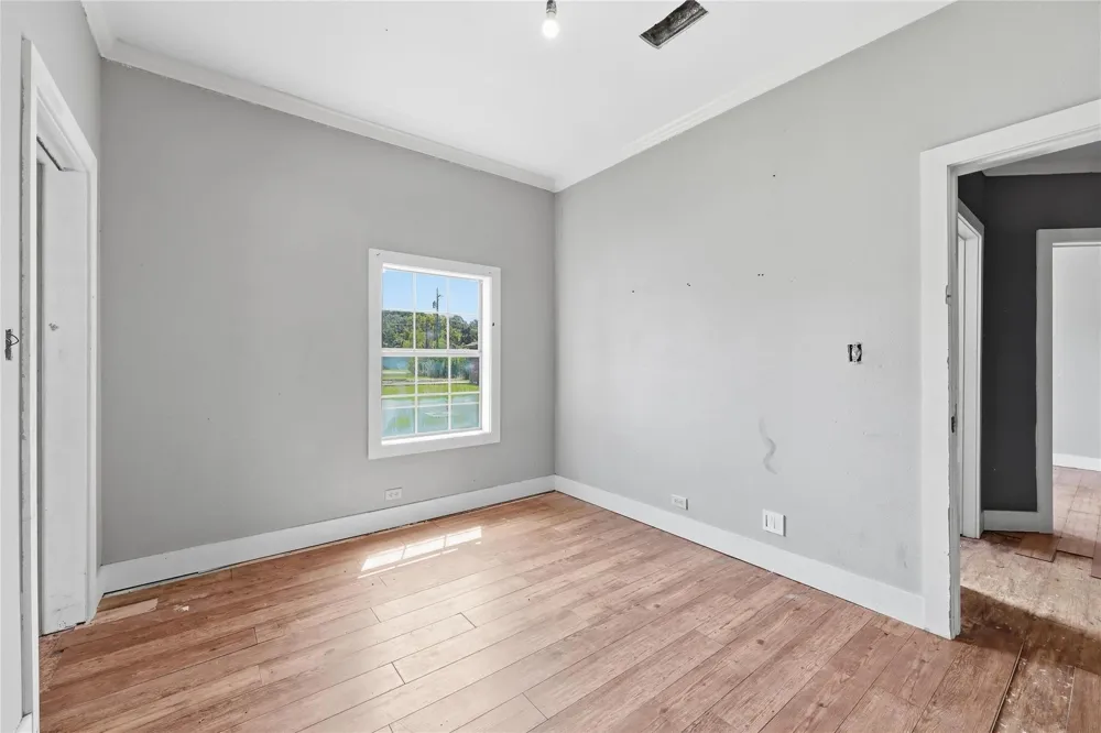3512 10th Street Beaumont, TX 77705