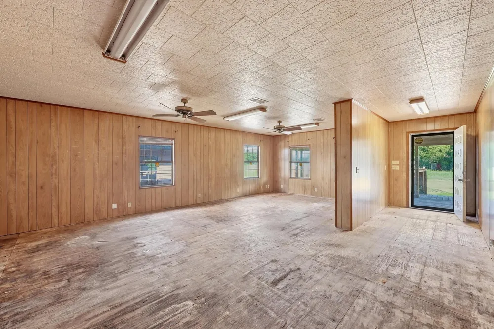 3512 10th Street Beaumont, TX 77705