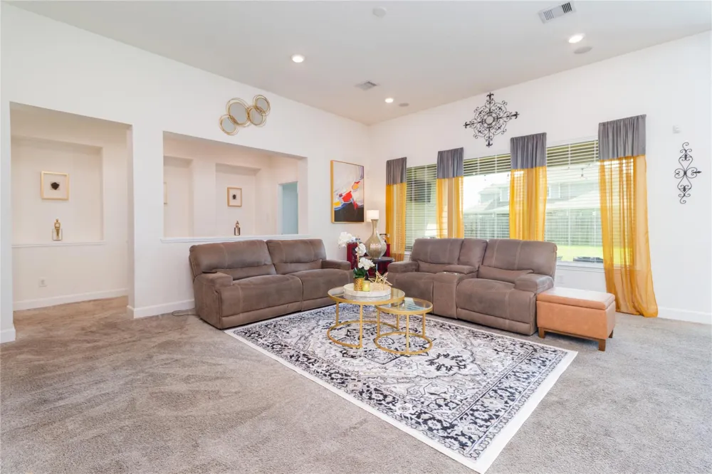15706 Easton Gate Lane Houston, TX 77044