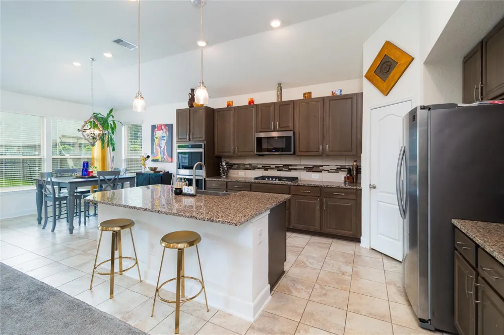 15706 Easton Gate Lane Houston, TX 77044