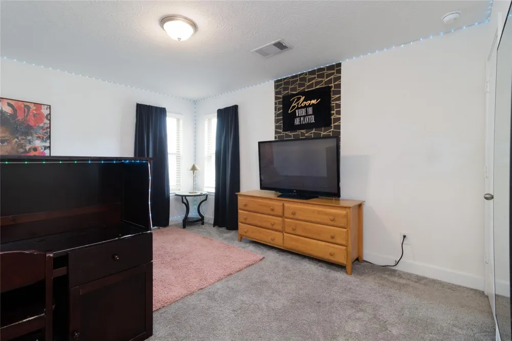 15706 Easton Gate Lane Houston, TX 77044