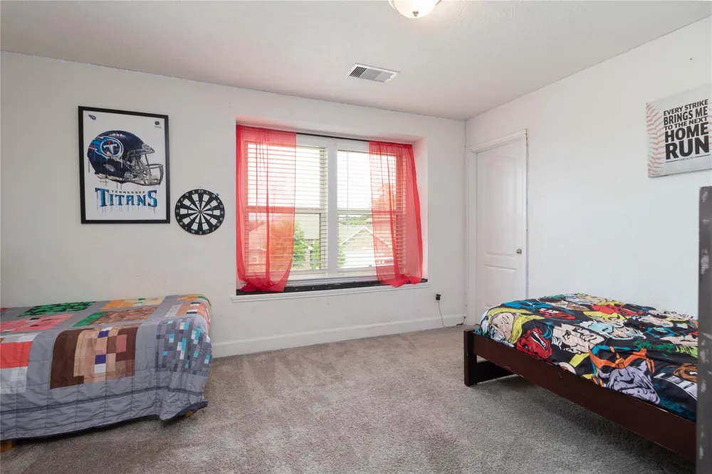 15706 Easton Gate Lane Houston, TX 77044