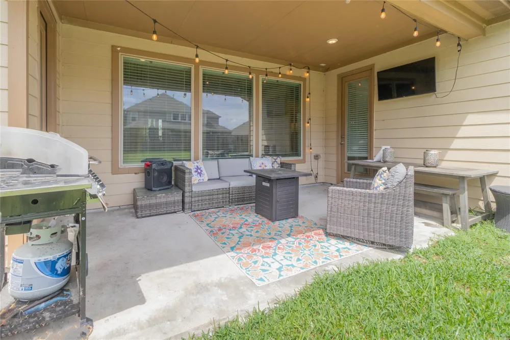 15706 Easton Gate Lane Houston, TX 77044