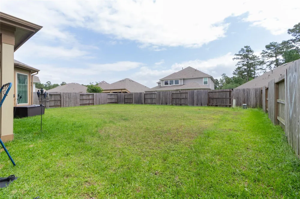 15706 Easton Gate Lane Houston, TX 77044