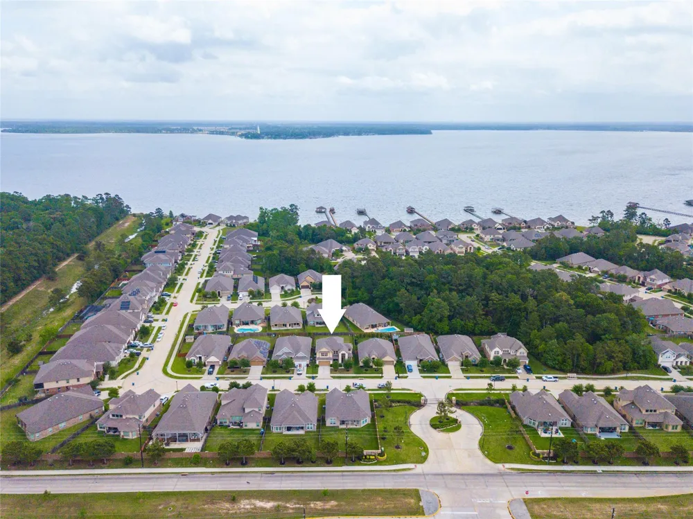 15706 Easton Gate Lane Houston, TX 77044