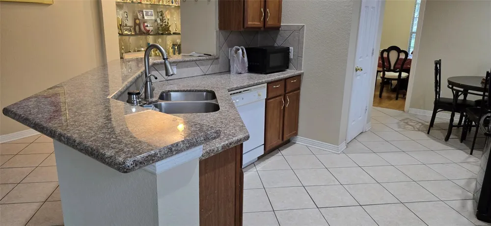 1018 Winter Green Court Missouri City, TX 77459