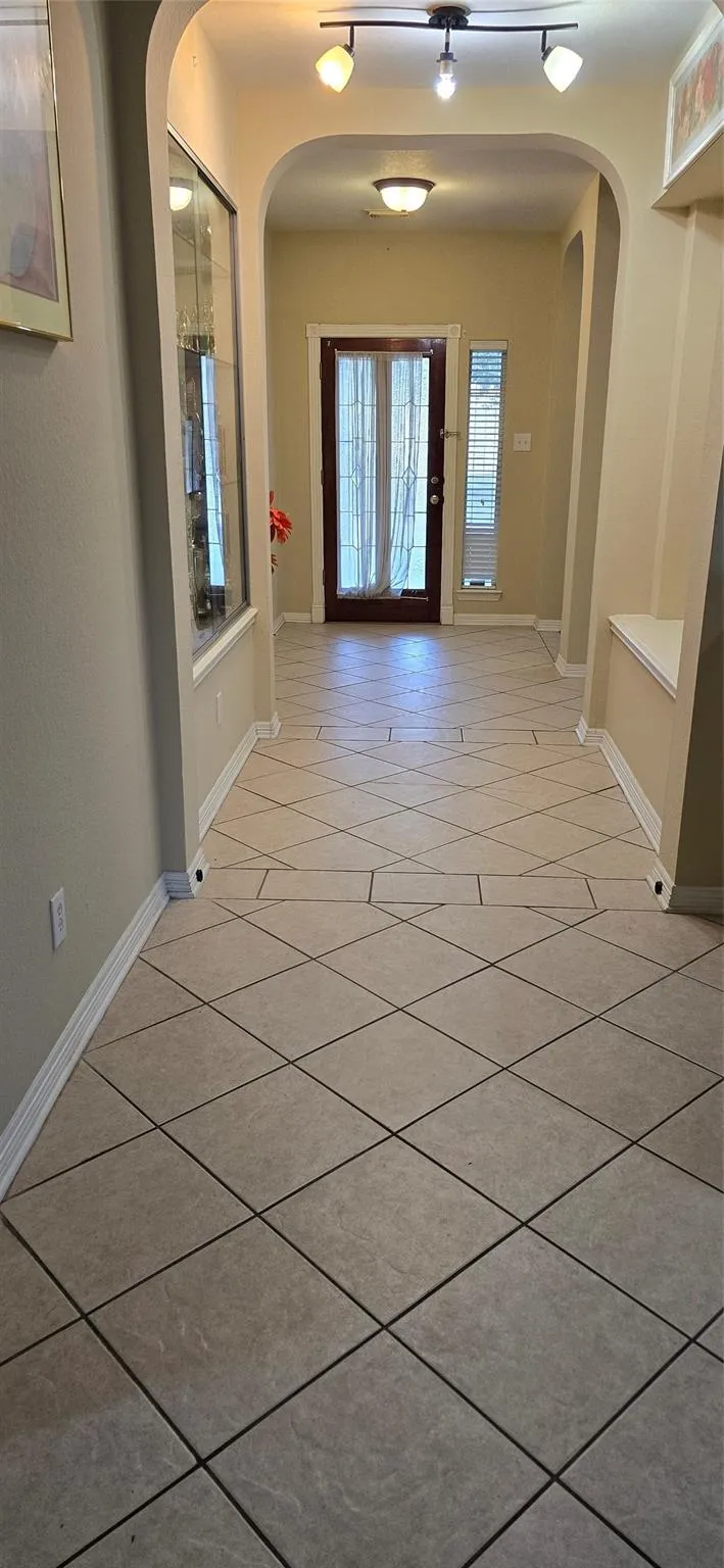 1018 Winter Green Court Missouri City, TX 77459