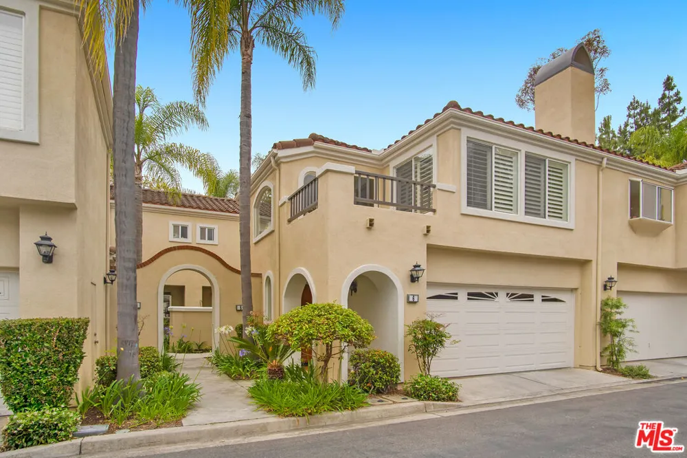 8 Sagunto Aliso Viejo, CA 92656