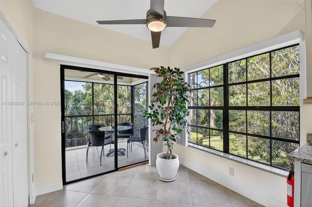 3259 Perimeter Dr #3259 Green Acres, FL 33467