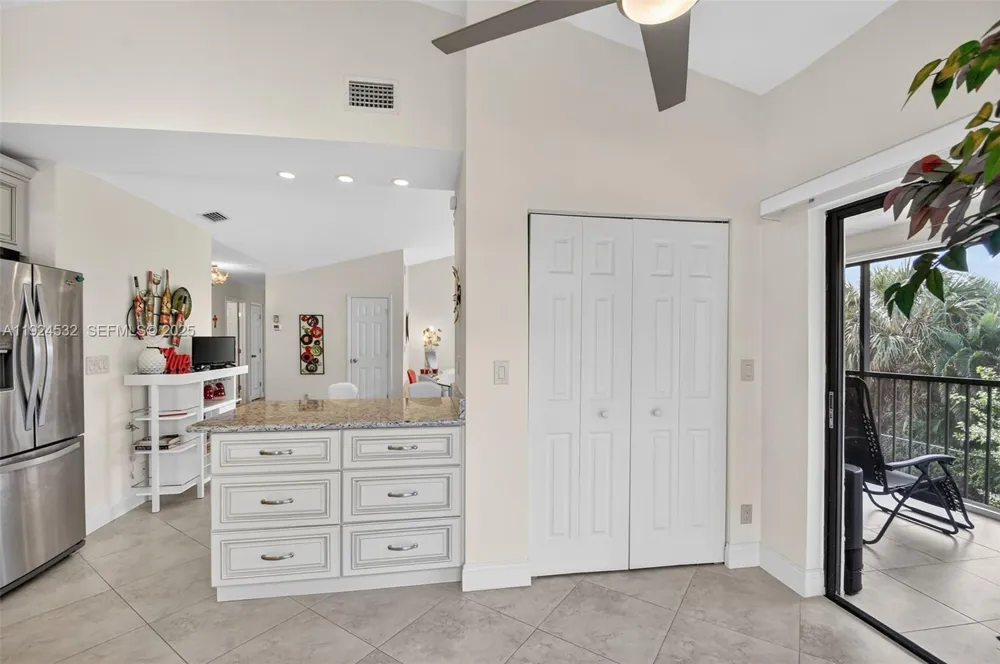 3259 Perimeter Dr #3259 Green Acres, FL 33467
