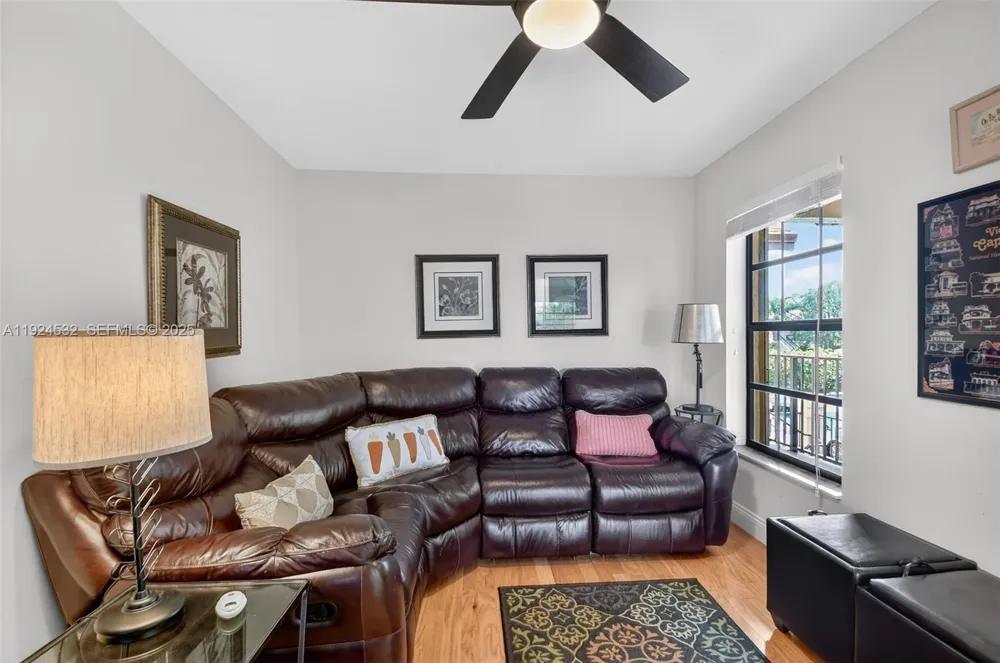 3259 Perimeter Dr #3259 Green Acres, FL 33467