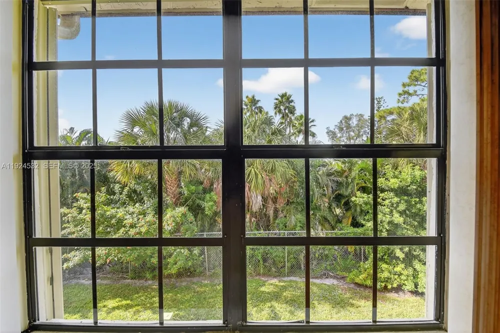 3259 Perimeter Dr #3259 Green Acres, FL 33467