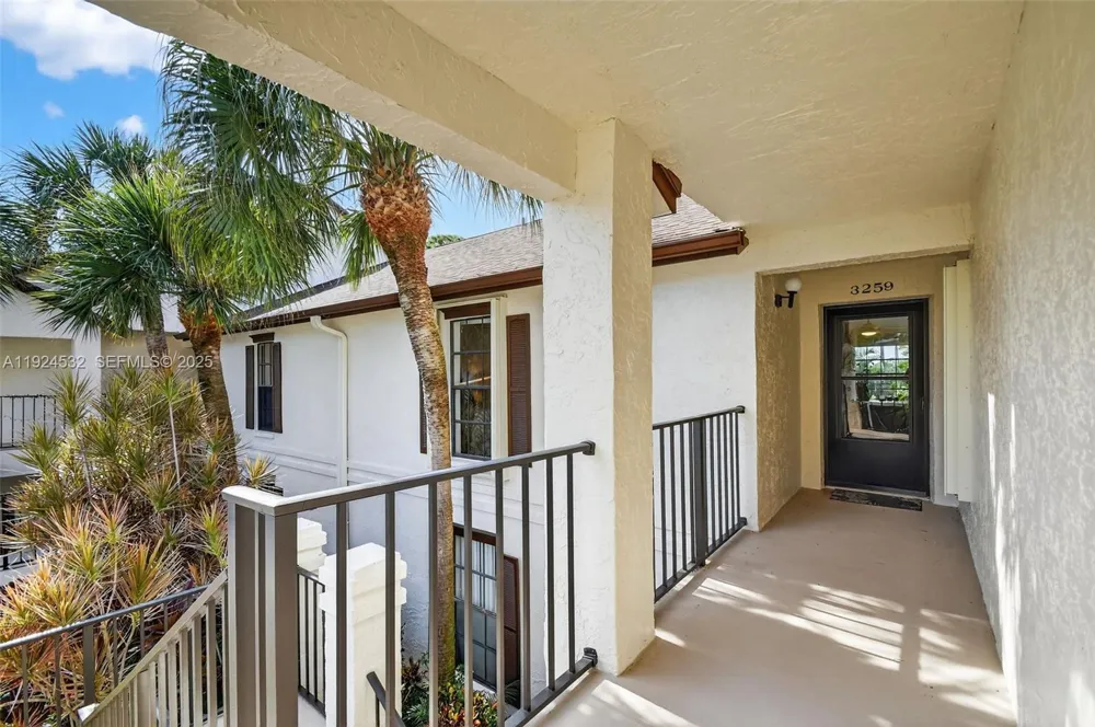 3259 Perimeter Dr #3259 Green Acres, FL 33467