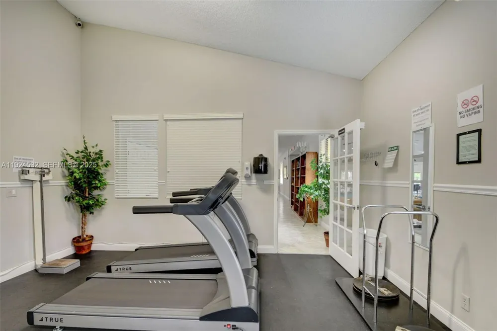 3259 Perimeter Dr #3259 Green Acres, FL 33467