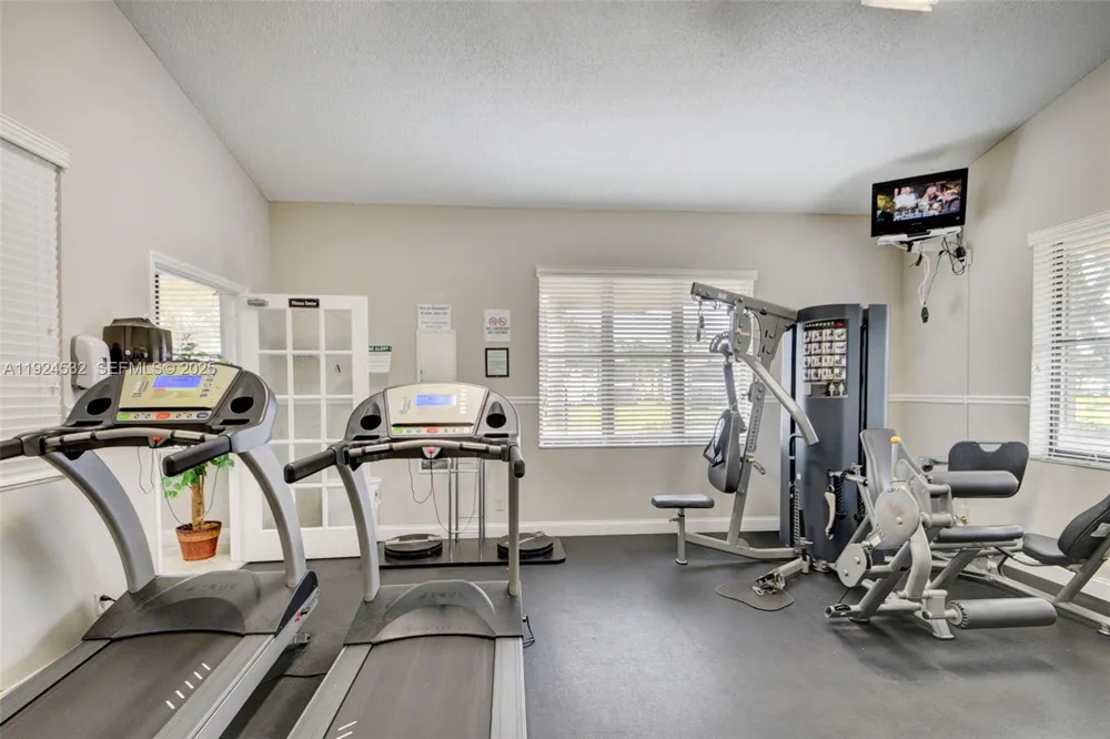 3259 Perimeter Dr #3259 Green Acres, FL 33467
