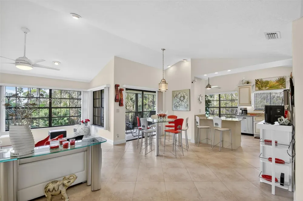 3259 Perimeter Dr #3259 Green Acres, FL 33467