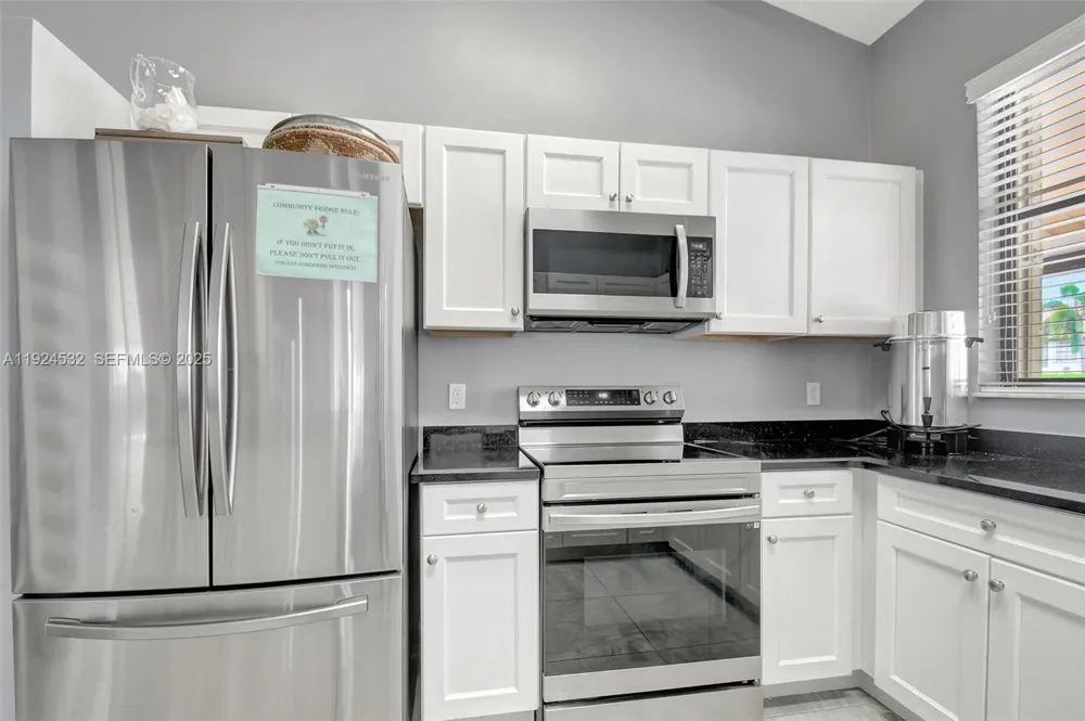 3259 Perimeter Dr #3259 Green Acres, FL 33467