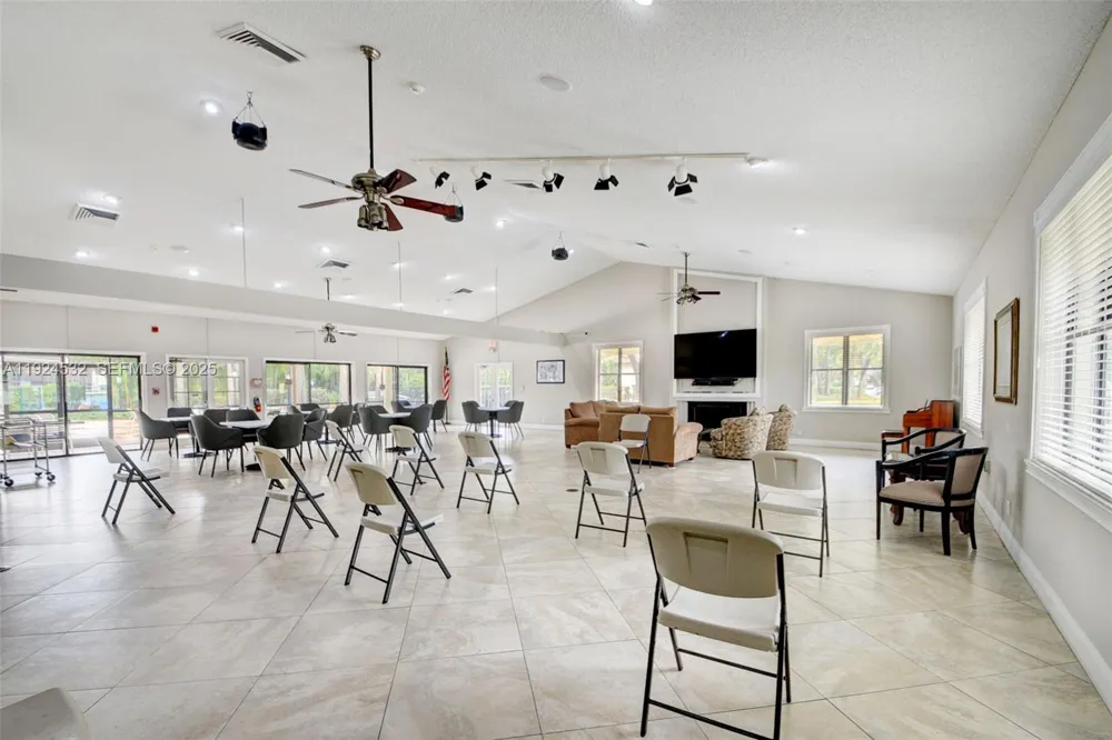 3259 Perimeter Dr #3259 Green Acres, FL 33467