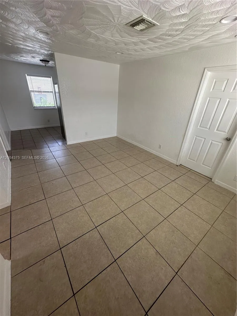 4120 SW 19th St #2 West Park, FL 33023