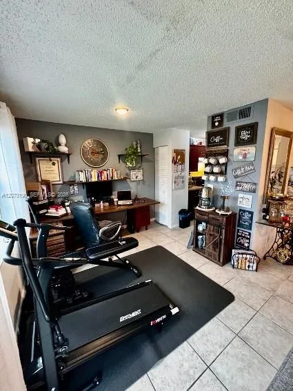 333 SW 86th Ave #104 Pembroke Pines, FL 33025