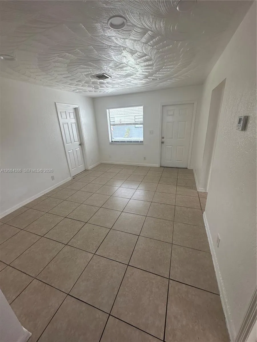 4120 SW 19th St #1 West Park, FL 33023