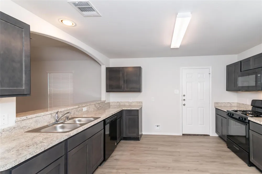 2919 Karin Crest Lane Conroe, TX 77304