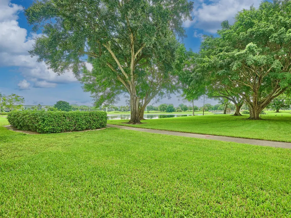 2904 VICTORIA PLACE #H1 Coconut Creek, FL 33066
