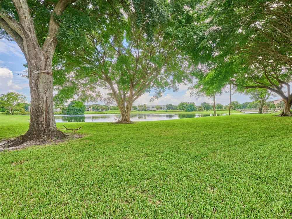 2904 VICTORIA PLACE #H1 Coconut Creek, FL 33066