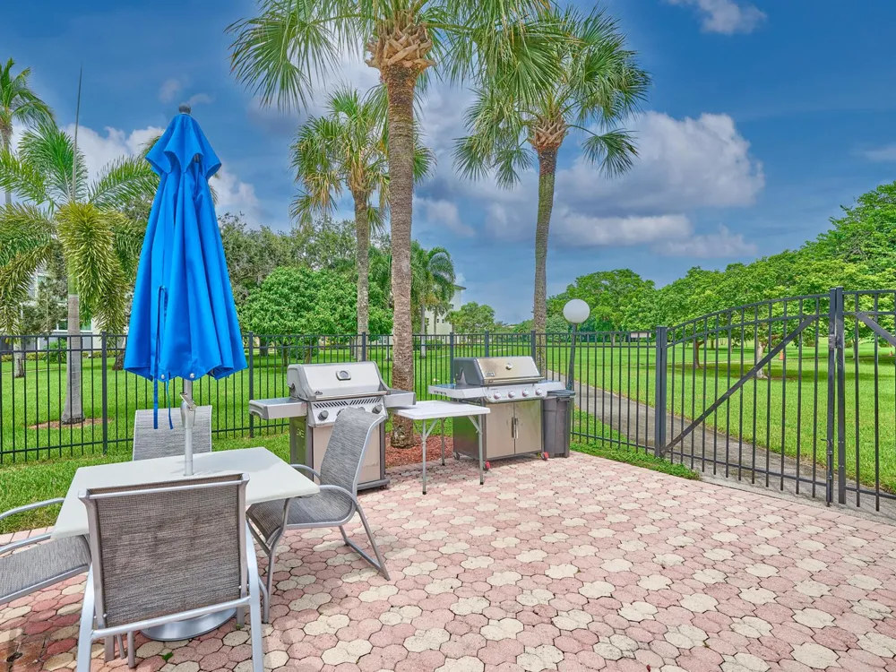 2904 VICTORIA PLACE #H1 Coconut Creek, FL 33066
