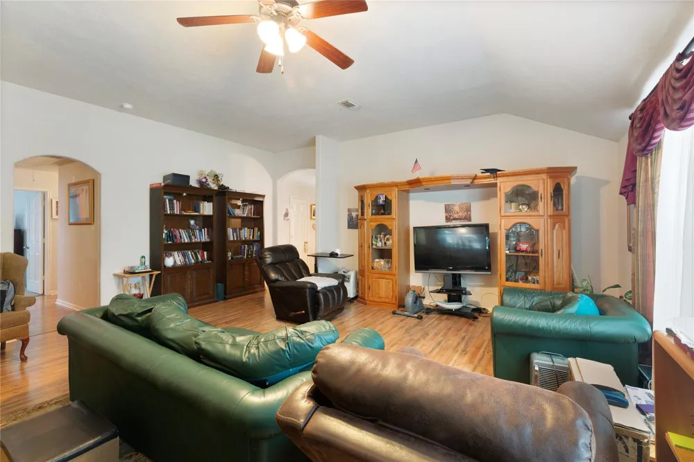 3319 Oil Baron Lane Manvel, TX 77578