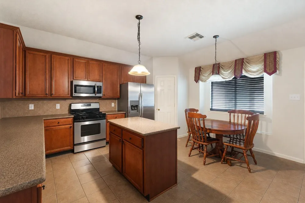 3319 Oil Baron Lane Manvel, TX 77578