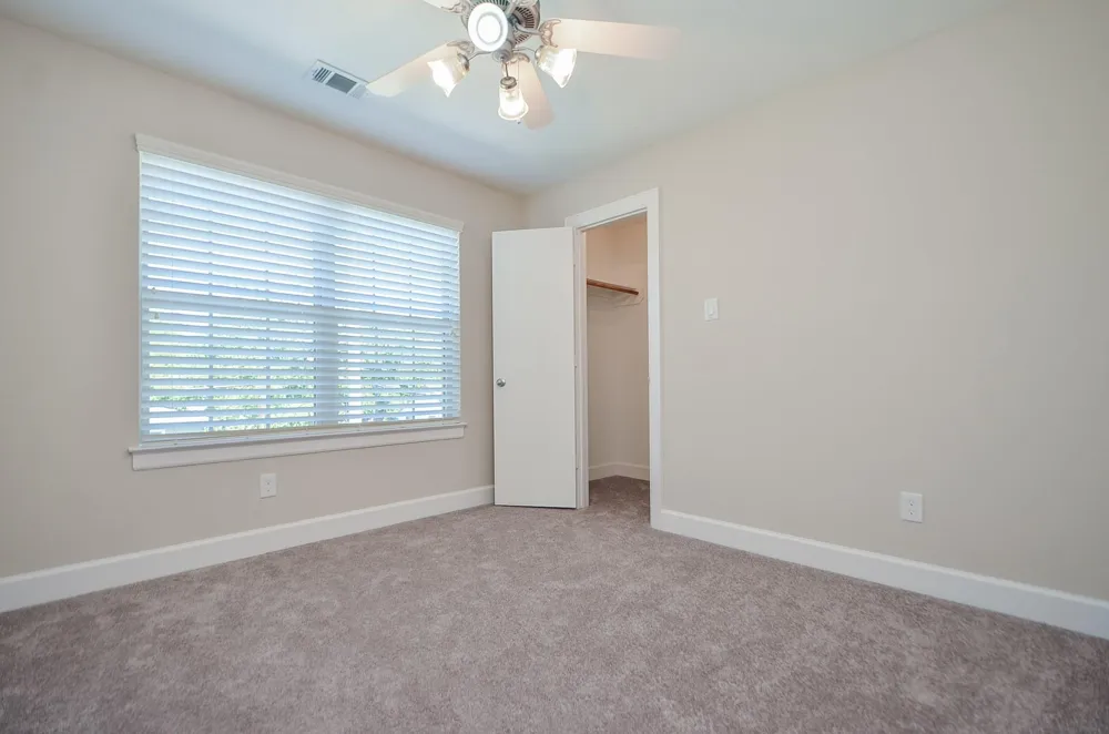 924 E 39th Street Houston, TX 77022