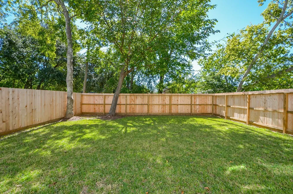 924 E 39th Street Houston, TX 77022